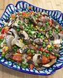 Ensalada de arroz con guisantes y champiñones (TMX)