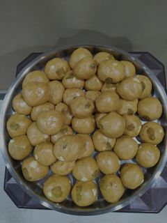 मुग डाळीचे पौष्टीक लाडू (moong dal ladoo recipe in marathi) रेसिपी चे मुख्य फोटो