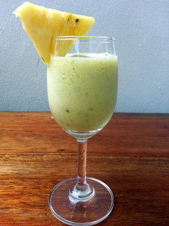 A picture of Pineapple And Apple Juice With Mint.