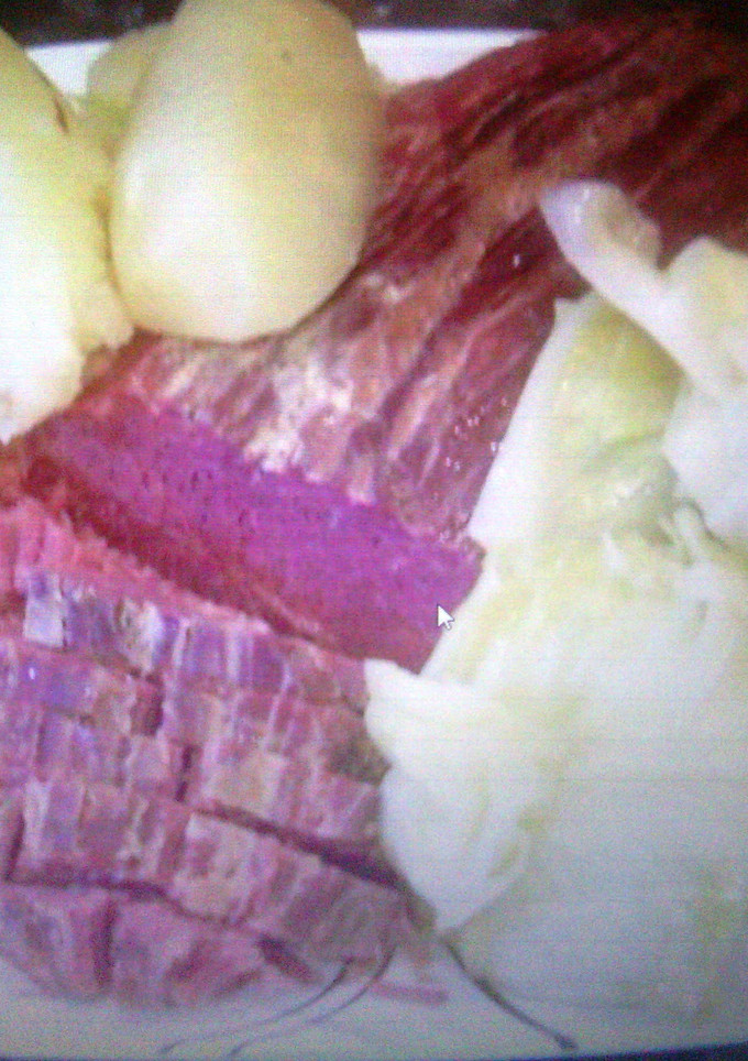 A picture of Irish style corned beef and cabbage.