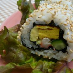 A picture of California Roll Made With Aluminum Foil.