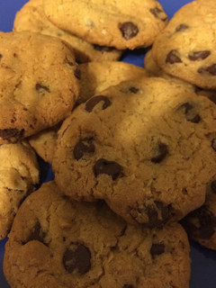 A picture of Cowboy Cookies.