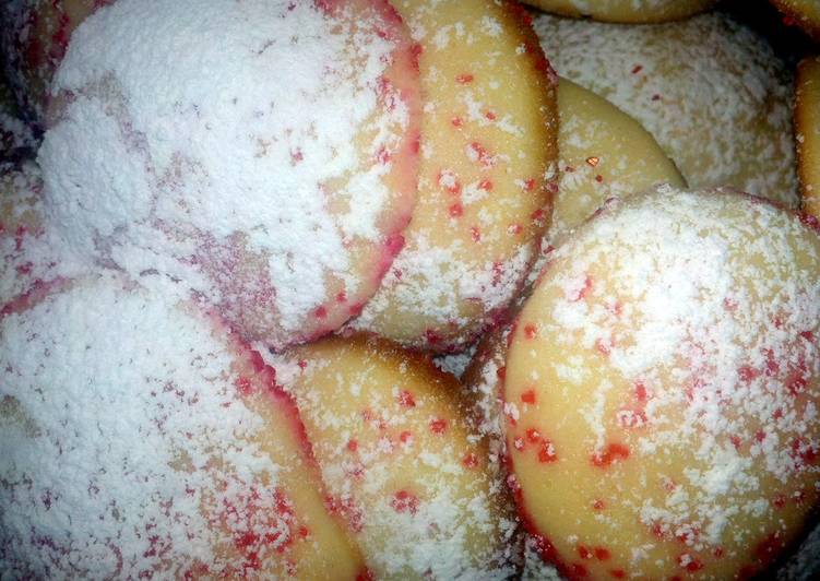 Omas Butterkekse (Butter Cookies)