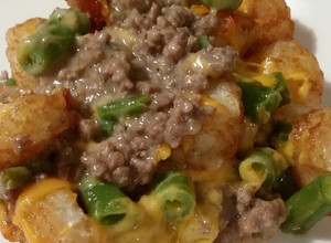 A picture of Hamburger tater tot cassarole.