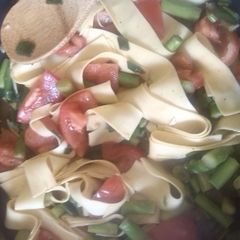 A picture of Summer veggie pasta.
