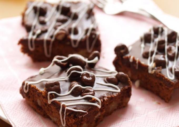 For Valentine's: Ganache Coffee Brownies with Chocolate Coated Barley Puffs
