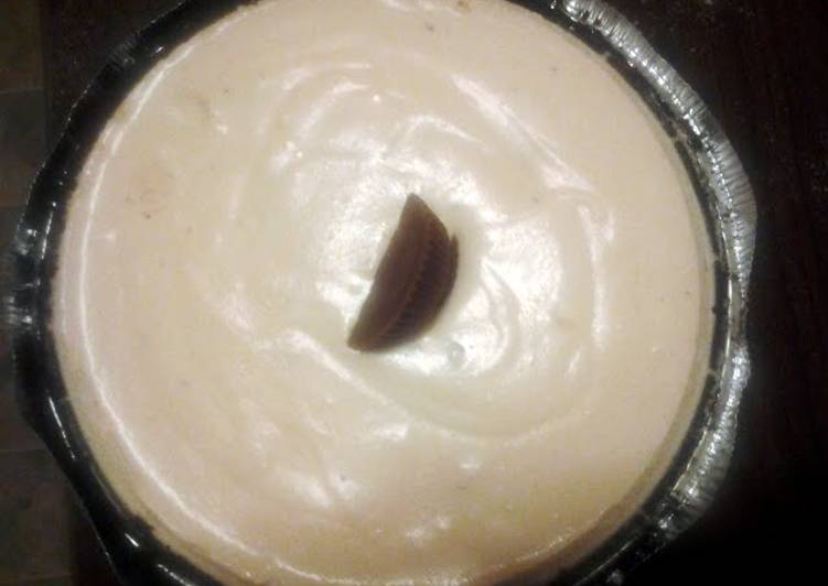 Recipe of Speedy Yummy Peanut Butter Pie (frozen)