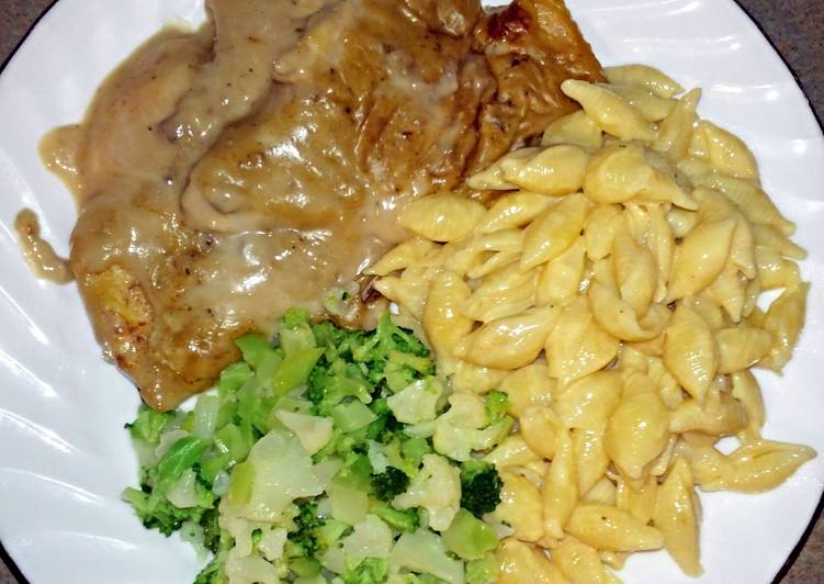Easiest Way to Make Perfect Yummy smothered chicken