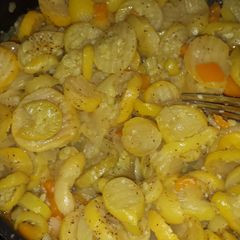 A picture of Squash and Onions.
