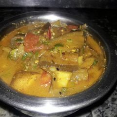 A picture of Eggplant potato subzi.