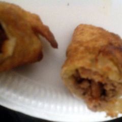 A picture of Cheeseburger Egg Rolls.