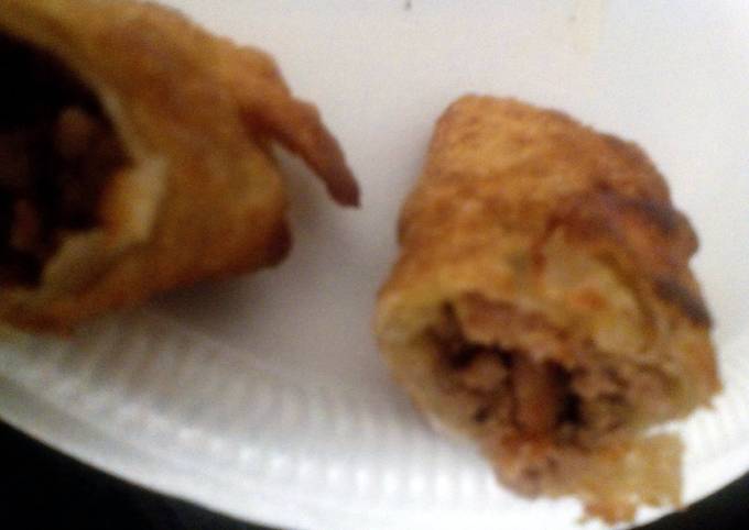 How to Make Andrew Copley Cheeseburger Egg Rolls