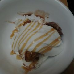 A picture of Caramelized Bananas with Ice Cream and Homemade Whipped topping.