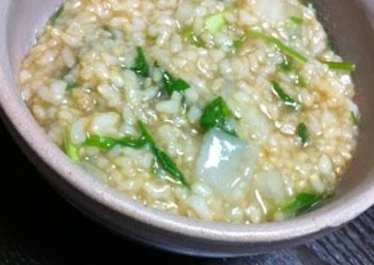 Simple Way to Prepare Perfect Brown Rice Porridge with the Seven Herbs of Spring