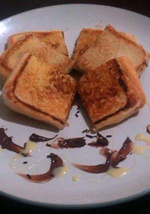 A picture of Sweet chocolate toats.