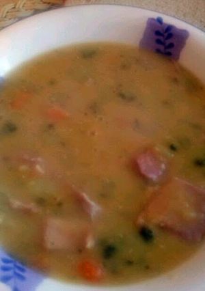 A picture of lentil soup..