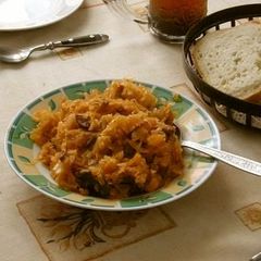 A picture of Polish Sauerkraut Cooking: Bigos.