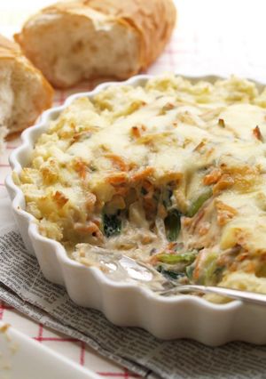 A picture of Japanese-style Salmon Gratin Baked in Mashed Potatoes.