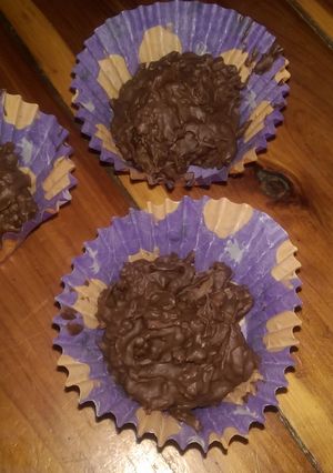 A picture of Super easy coconut clusters.