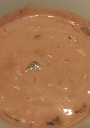 A picture of Mandys Smokey Burger Sauce.