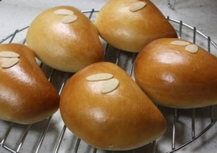 Delicious Cream Bread Rolls