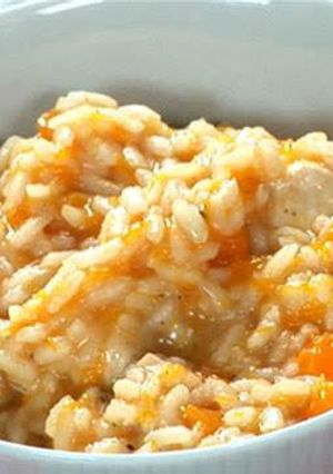 A picture of Healthy Risotto With Carrots, Tomatoes, Chicken.