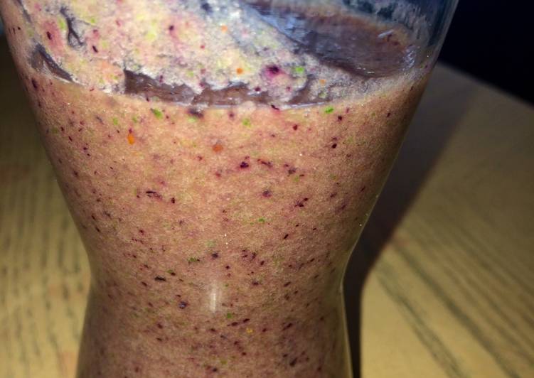 Easiest Way to Make Quick Super Energizing Smoothie