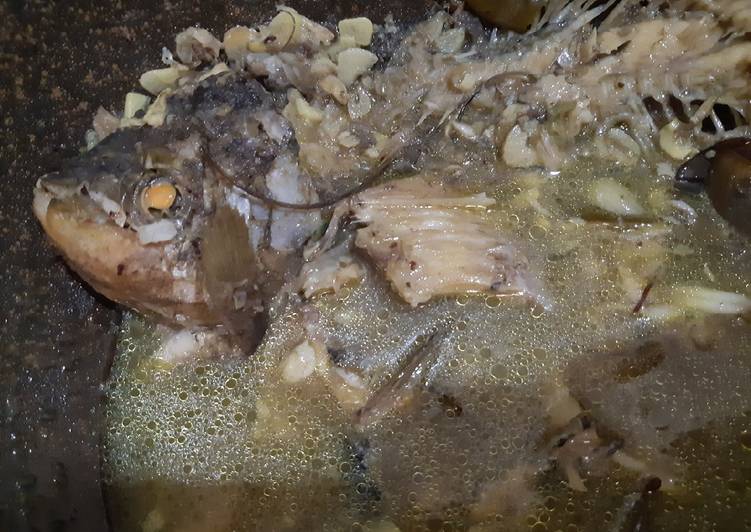 Resep Kepala Ikan Gurame Masak Kuah yang Lezat