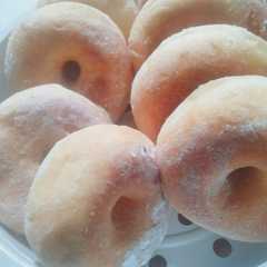 รูปของ Donat empuk lemput tanpa telur
