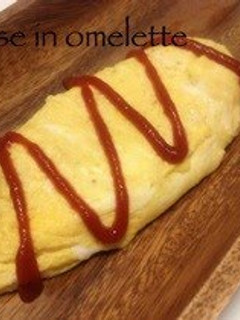 A picture of Melted cheese omelette.