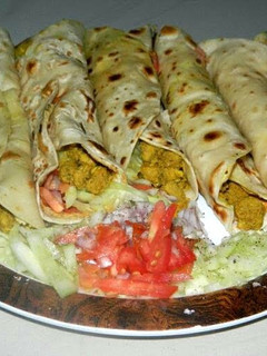 A picture of Bengali Chicken Roll.