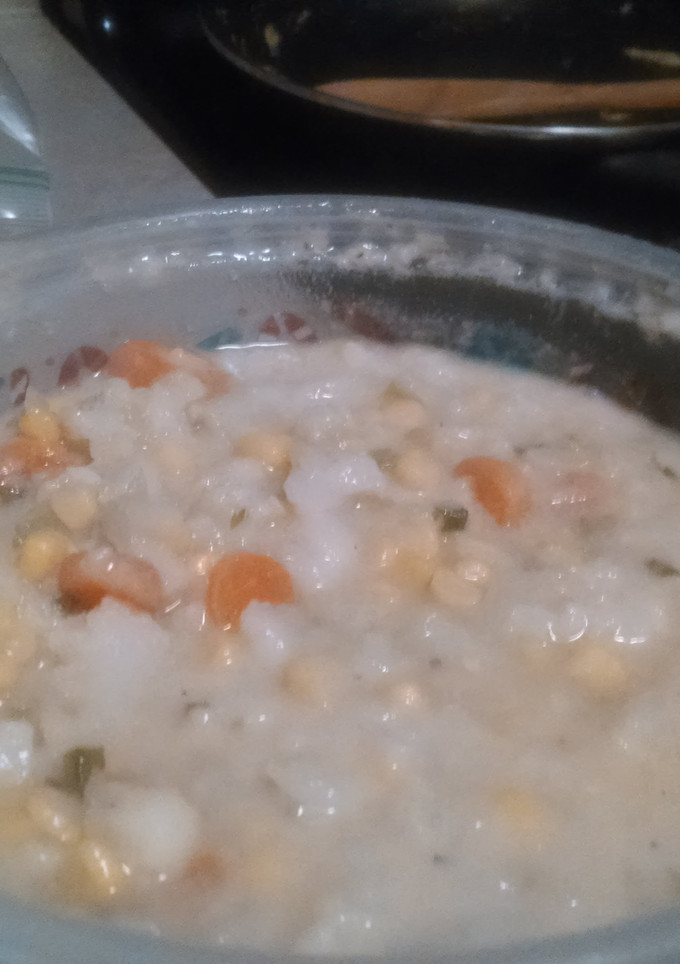 A picture of Cauliflower Chowder.