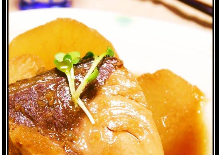 Recipe of Homemade Buri Daikon - Simmered Yellowtail Fillet with Daikon Radish