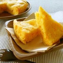A picture of Microwaved Steamed Carrot Bread.