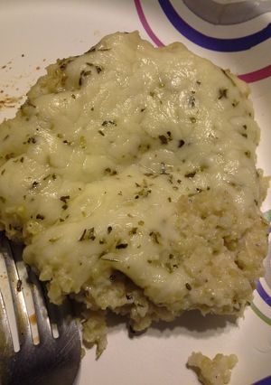 A picture of Cauliflower, Quinoa and Cheese Casserole.
