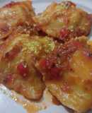 RAVIOLONES VEGANOS DE TOFU, TOMATE Y QUESO
