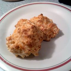 Cheesy garlic Bisquick biscuits A picture of Cheesy garlic Bisquick biscuits.