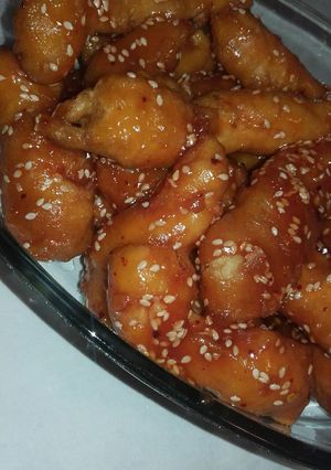 Szezámmagos kínai csirke falatok recept fotója