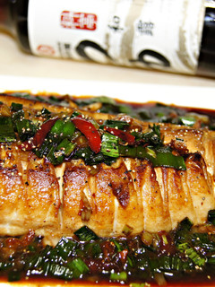 【料亭和露】蒜香醬燒黃鰭鮪魚 的食譜成品照片
