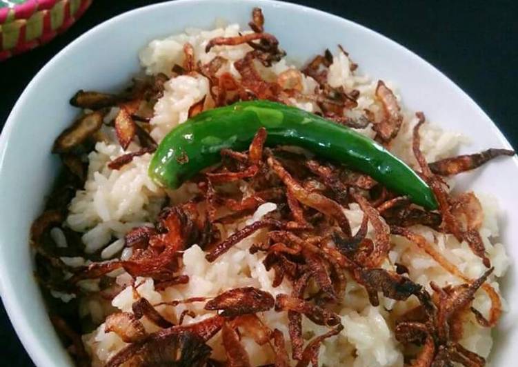 Step-by-Step Guide to Prepare Award-winning Onion Pulao