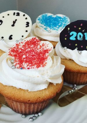 รูปของ New Year วนิลาคัพเค้ก