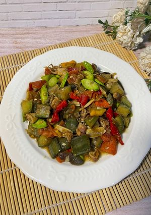 Foto resep Oseng Baby Cumi Terong Pete