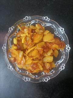 உருளைக்கிழங்கு வருவல்(potato fry recipe in tamil) செய்முறை முக்கிய புகைப்படம்