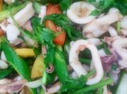 A picture of mực xào dưa leo