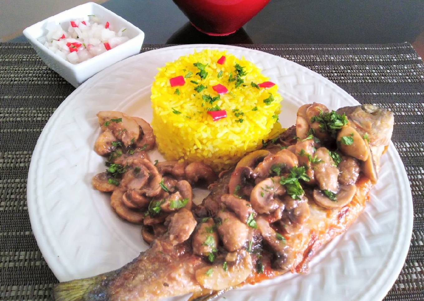 Pescado con Champiñones 👍🇵🇪