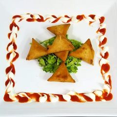 Chicken tikka samosa A picture of Chicken tikka samosa.
