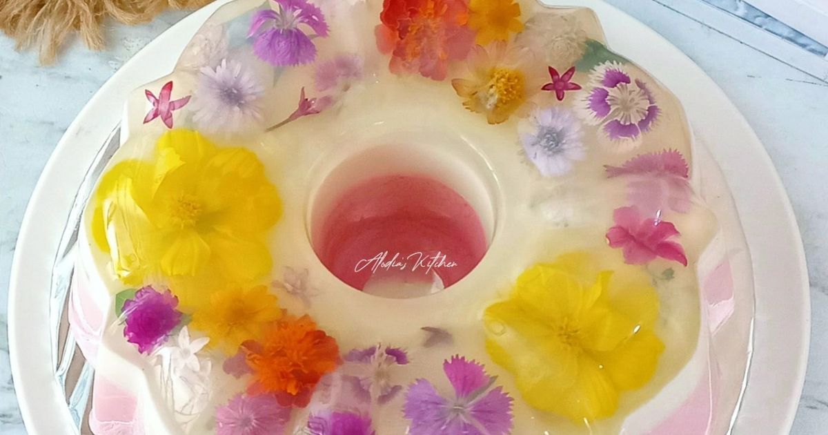Pudding Cake Edible Flower