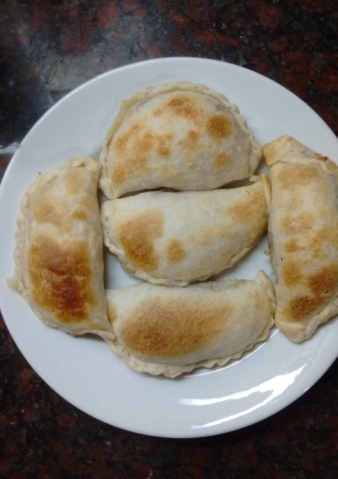 Una foto de Empanadas de jamón y queso al horno