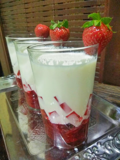 Foto resep Susu Jelly Strawberry (103)