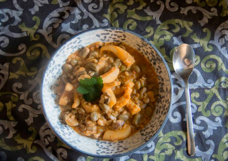 Habas con choco, gurumelos y arroz